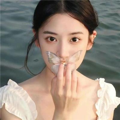 彩鸾春色